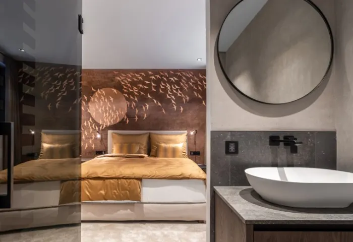 SCHLAFZIMMER/BAD