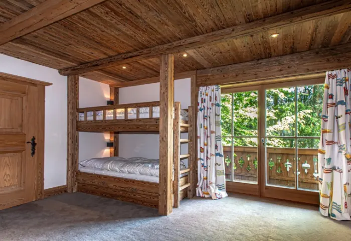 KINDERSCHLAFZIMMER