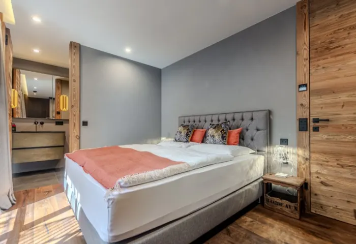 SCHLAFZIMMER