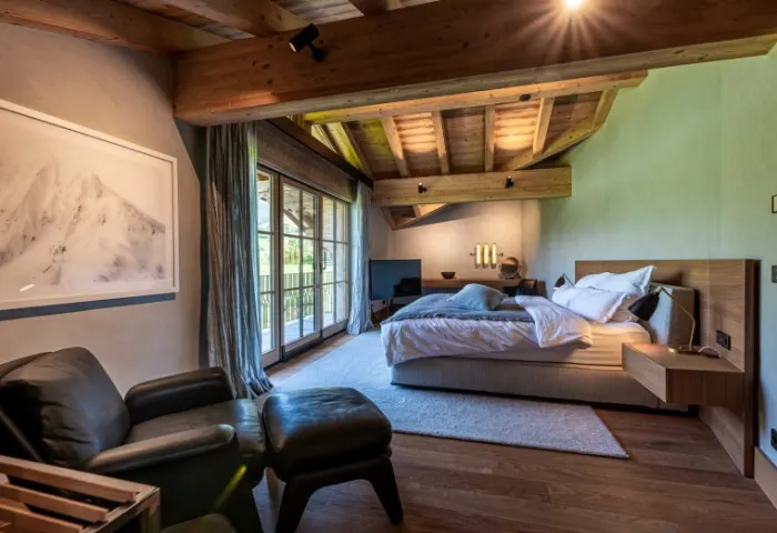 SCHLAFZIMMER